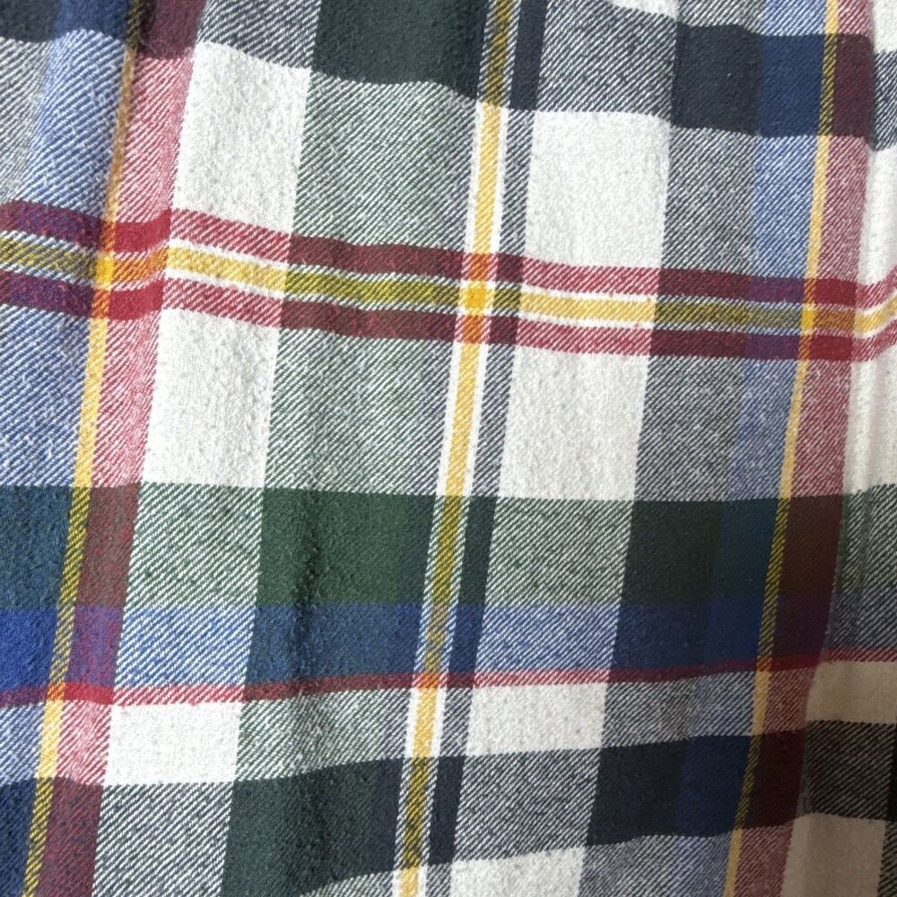 American Eagle Outfitters Men's L Cotton Flannel Classic Fit Plaid Shirt Pockets - Picture 8 of 8
